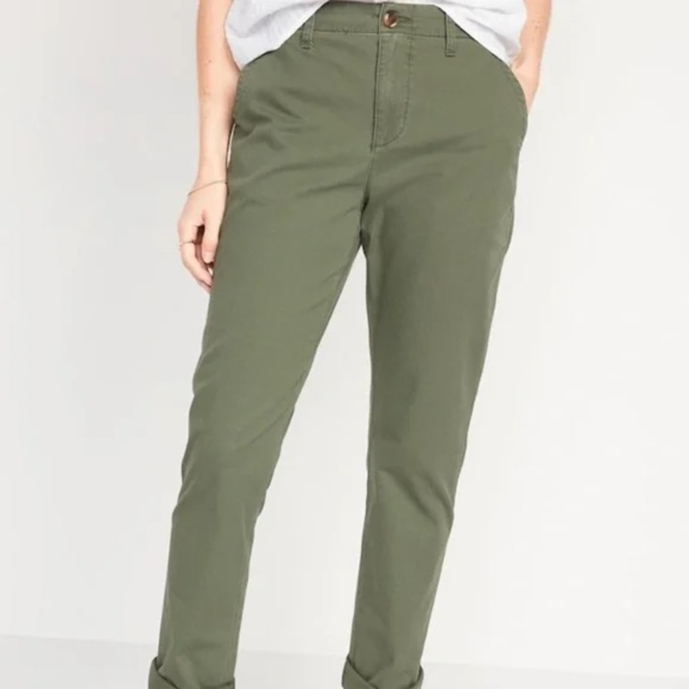 Old Navy NWT Chino Pants